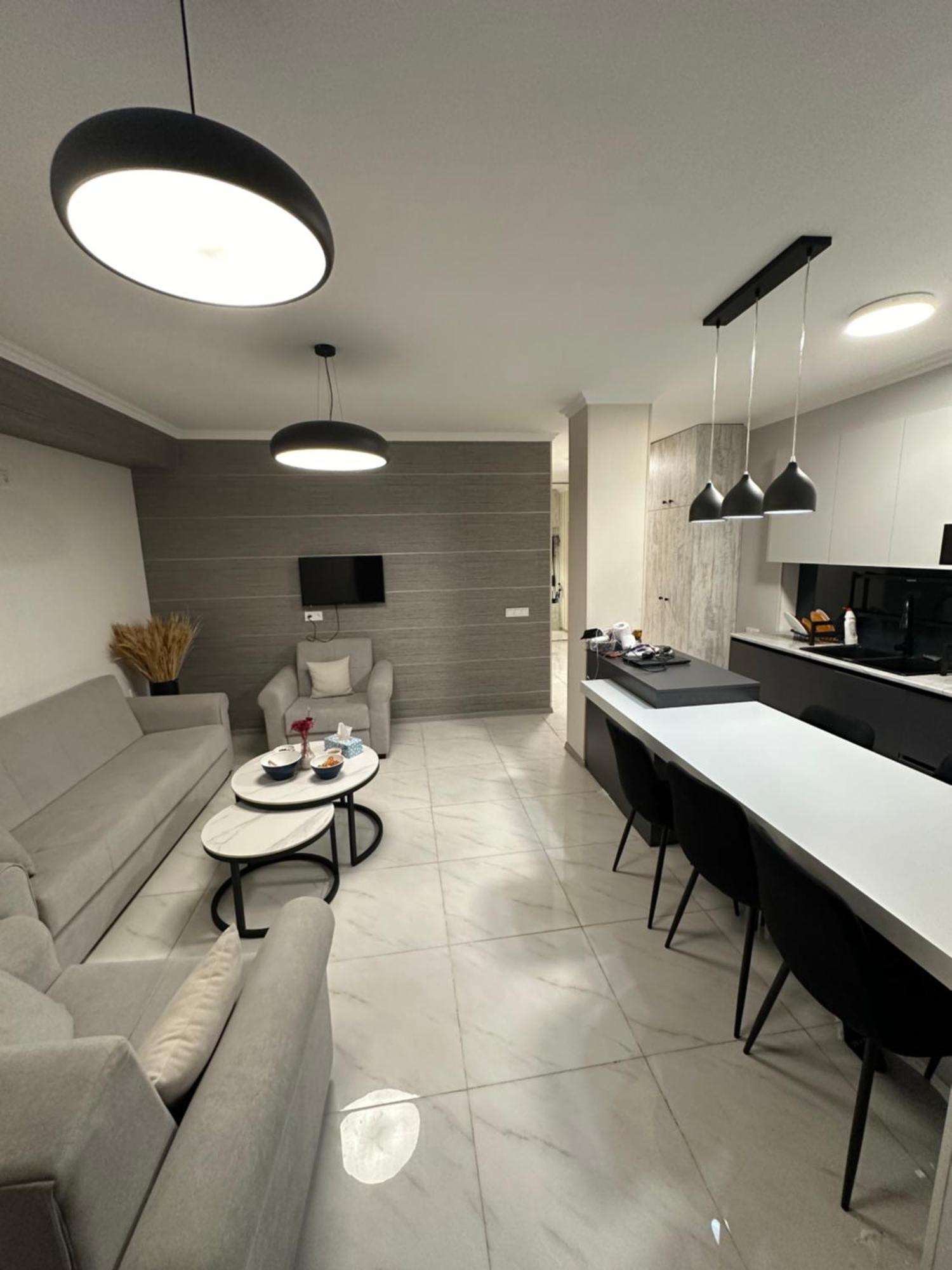 Elegant Escape In City Center Jerevan Eksteriør billede